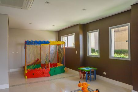 Apartamento à venda com 215m², 3 quartos e 4 vagas Apartamento à venda com 215m², 3 quartos e 4 vagasÁrea comum