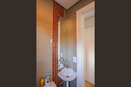 Apartamento à venda com 215m², 3 quartos e 4 vagas Apartamento à venda com 215m², 3 quartos e 4 vagasBanheiro de serviço