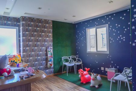 Apartamento à venda com 215m², 3 quartos e 4 vagas Apartamento à venda com 215m², 3 quartos e 4 vagasÁrea comum