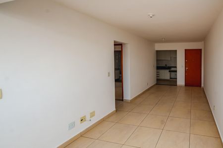 Sala de apartamento para alugar com 2 quartos, 80m² em Itapoã, Belo Horizonte
