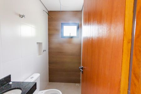 Apartamento à venda com 50m², 2 quartos e 2 vagasBanheiro da Suíte