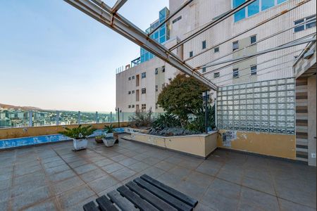 Apartamento à venda com 320m², 2 quartos e 3 vagasVaranda da Sala 2