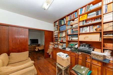 Apartamento à venda com 320m², 2 quartos e 3 vagasEscritório