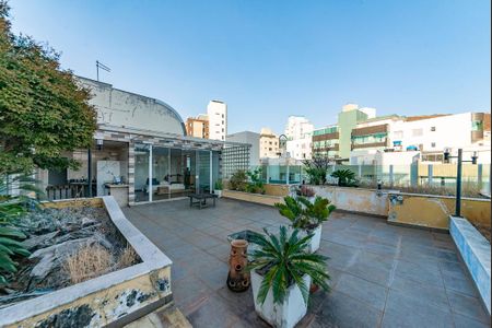 Apartamento à venda com 320m², 2 quartos e 3 vagasVaranda da Sala 2