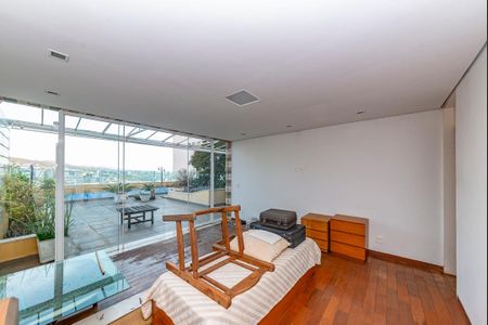 Apartamento à venda com 320m², 2 quartos e 3 vagasSala 2