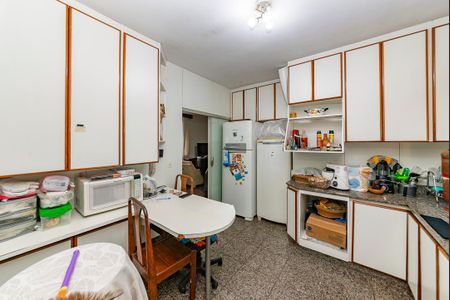 Apartamento à venda com 320m², 2 quartos e 3 vagasCozinha