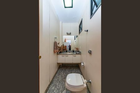 Apartamento à venda com 320m², 2 quartos e 3 vagasLavabo 1