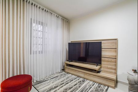 Casa à venda com 205m², 3 quartos e 3 vagasSala