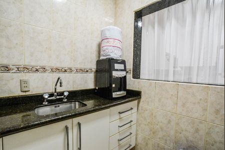 Casa à venda com 205m², 3 quartos e 3 vagasCozinha