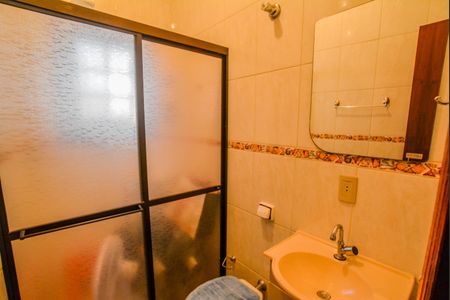 Casa à venda com 205m², 3 quartos e 3 vagasBanheiro da Suíte 1