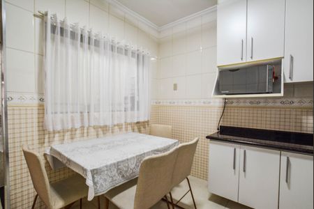 Casa à venda com 205m², 3 quartos e 3 vagasCopa