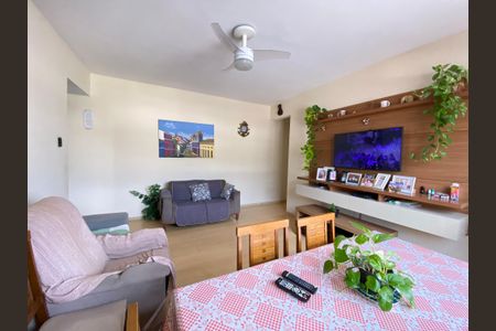 Apartamento à venda com 93m², 3 quartos e 1 vagaSala