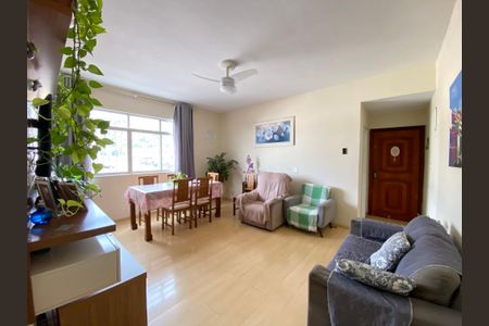 Apartamento à venda com 93m², 3 quartos e 1 vagaSala