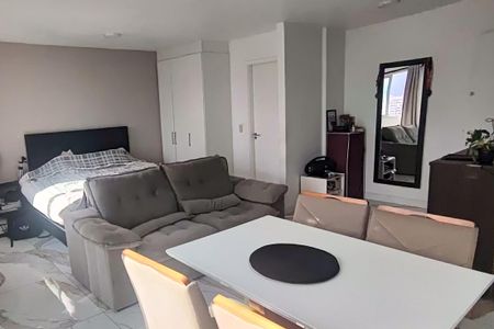 Apartamento à venda com 72m², 2 quartos e 1 vagaSala