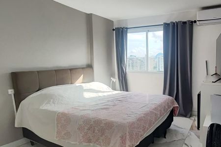 Suíte de apartamento à venda com 2 quartos, 72m² em Jacarepaguá, Rio de Janeiro