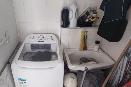 Apartamento à venda com 72m², 2 quartos e 1 vagaÁrea de Serviço