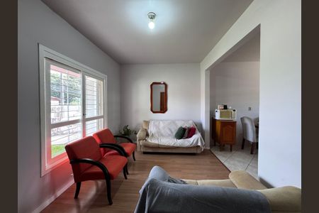 Casa à venda com 100m², 2 quartos e 2 vagasSala