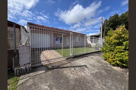 Casa à venda com 100m², 2 quartos e 2 vagasFachada