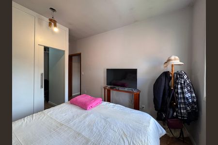 Casa à venda com 100m², 2 quartos e 2 vagasQuarto 1 Closet