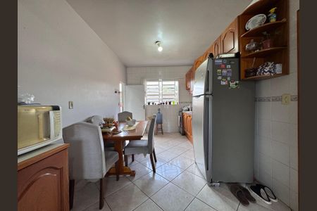 Casa à venda com 100m², 2 quartos e 2 vagasCozinha