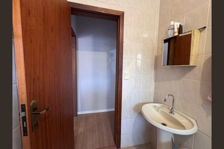 Casa à venda com 100m², 2 quartos e 2 vagasBanheiro