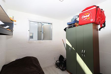 Quarto 1 de apartamento à venda com 2 quartos, 50m² em Rubem Berta, Porto Alegre