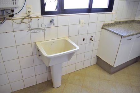 Apartamento para alugar com 195m², 4 quartos e 2 vagasÁrea de Serviço