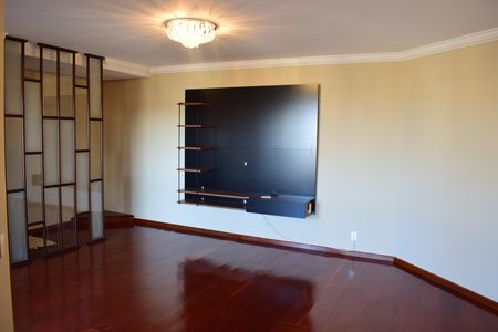 Apartamento para alugar com 195m², 4 quartos e 2 vagasSala
