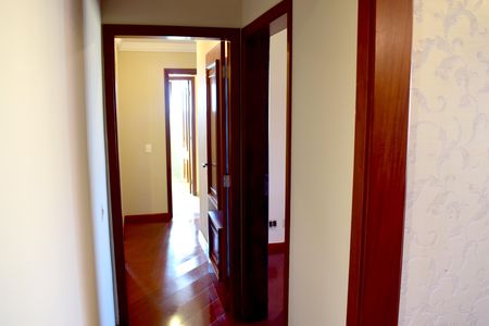 Apartamento para alugar com 195m², 4 quartos e 2 vagasCorredor