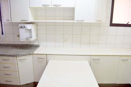 Apartamento para alugar com 195m², 4 quartos e 2 vagasCozinha
