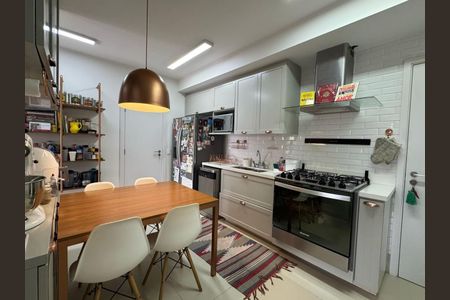 Apartamento à venda com 3 quartos, 131m² em Mirandópolis, São Paulo