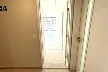 Apartamento à venda com 80m², 2 quartos e 1 vaga