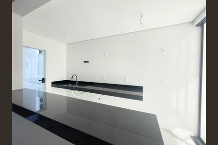 Casa à venda com 130m², 3 quartos e 2 vagasCozinha