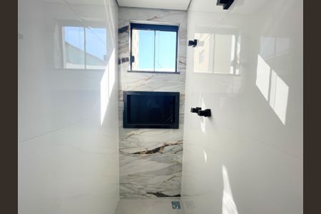 Casa à venda com 130m², 3 quartos e 2 vagasBanheiro da Suíte