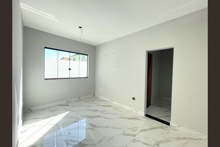 Casa à venda com 130m², 3 quartos e 2 vagasSuíte