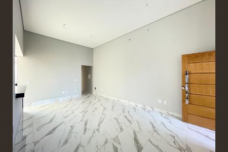 Sala de casa à venda com 3 quartos, 130m² em Sinimbu, Belo Horizonte