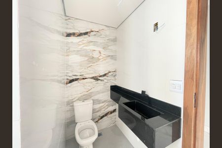 Casa à venda com 130m², 3 quartos e 2 vagasBanheiro da Suíte