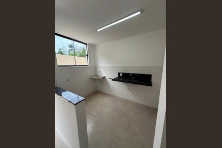 Casa à venda com 2 quartos, 92m² em Vargem Grande, Rio de Janeiro