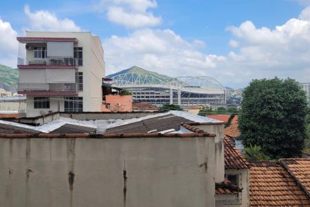 Apartamento à venda com 75m², 2 quartos e 1 vaga