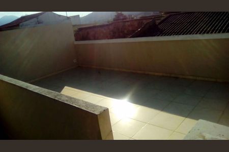 Casa à venda com 2 quartos, 120m² em Tanque, Rio de Janeiro