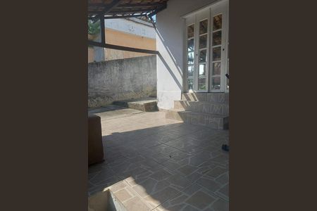 Casa à venda com 120m², 3 quartos e sem vaga