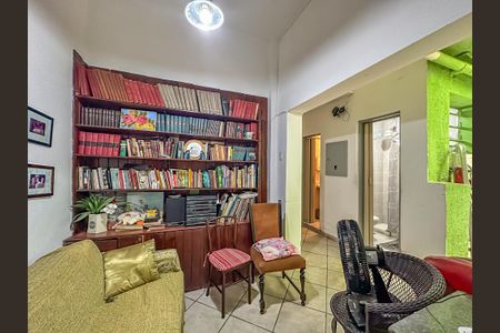 Casa à venda com 280m², 4 quartos e 2 vagas Casa à venda com 280m², 4 quartos e 2 vagasSala 2