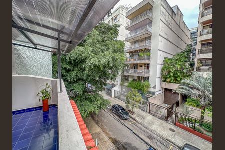 Casa à venda com 280m², 4 quartos e 2 vagas Casa à venda com 280m², 4 quartos e 2 vagasVaranda Suíte master
