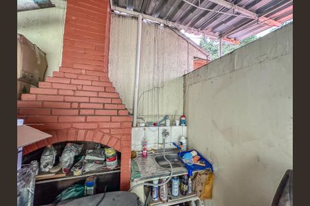 Casa à venda com 280m², 4 quartos e 2 vagas Casa à venda com 280m², 4 quartos e 2 vagasÁrea comum