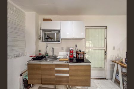 Casa à venda com 280m², 4 quartos e 2 vagas Casa à venda com 280m², 4 quartos e 2 vagasSuíte master