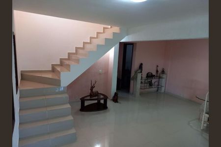 Casa à venda com 3 quartos, 320m² em Vargem Pequena, Rio de Janeiro