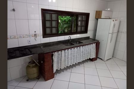 Casa à venda com 3 quartos, 320m² em Vargem Pequena, Rio de Janeiro