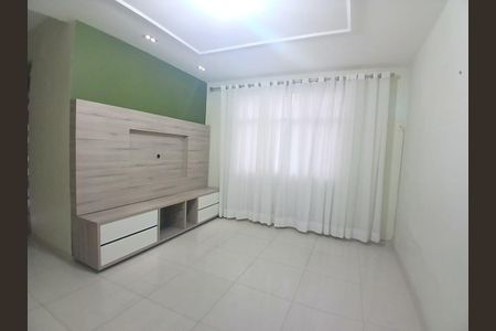 Casa à venda com 4 quartos, 259m² em Olaria, Rio de Janeiro