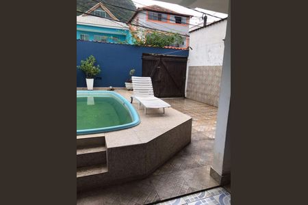 Casa à venda com 3 quartos, 200m² em Vargem Pequena, Rio de Janeiro