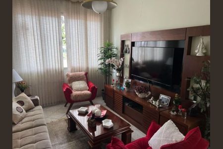 Casa à venda com 3 quartos, 130m² em Brás de Pina, Rio de Janeiro